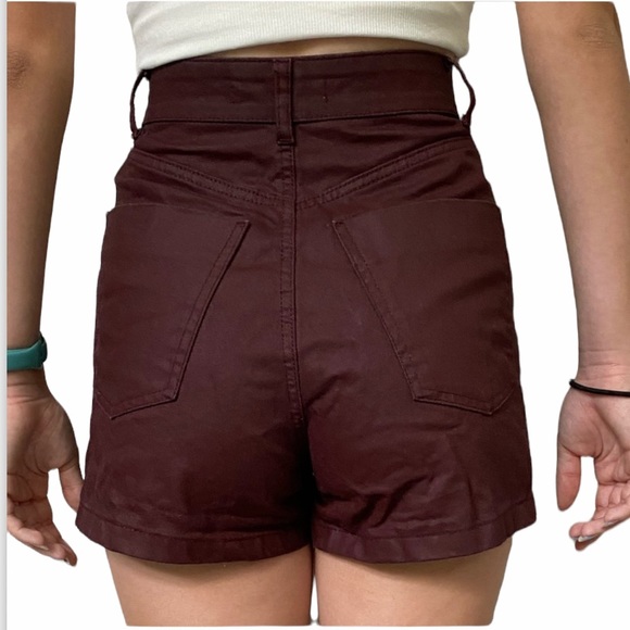 NEW Zara Blogger Burgundy Coated Mom Fit High Waisted Shorts - Picture 4 of 6